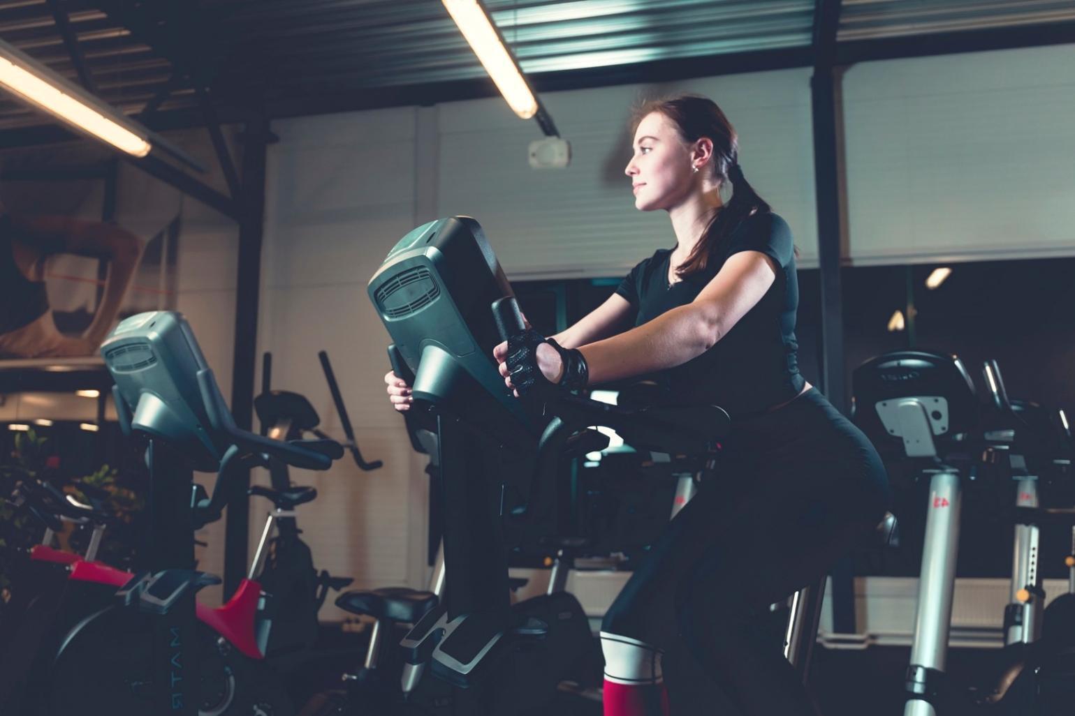 Sesi lokakarya kesehatan mental di Kifayal dengan pendekatan praktis